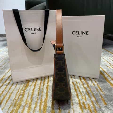 Celine思琳 Ava Bag in Triomphe Canvas 腋下包 193952