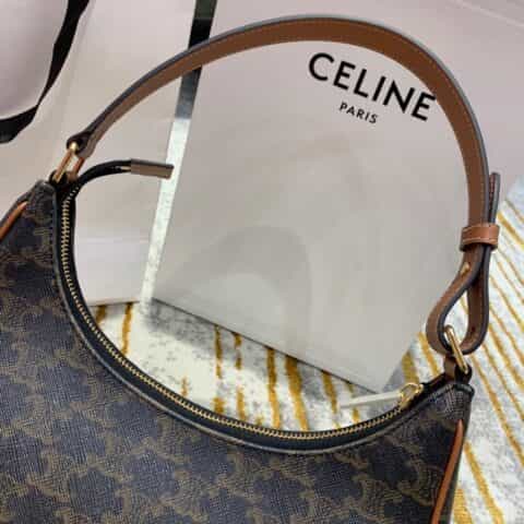 Celine思琳 Ava Bag in Triomphe Canvas 腋下包 193952