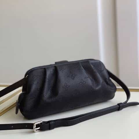 LV Scala Mini Pouch 云朵包 M80093 M80092 M80094