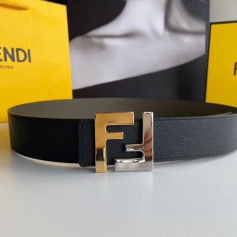 FENDI芬迪   FF徽标精湛工艺金属扣头层牛皮双面用腰带4.0cm
