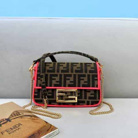 FENDI芬迪经典双F布料Baguette 法棍包772