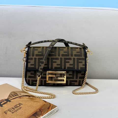 FENDI芬迪经典双F布料Baguette 法棍包772