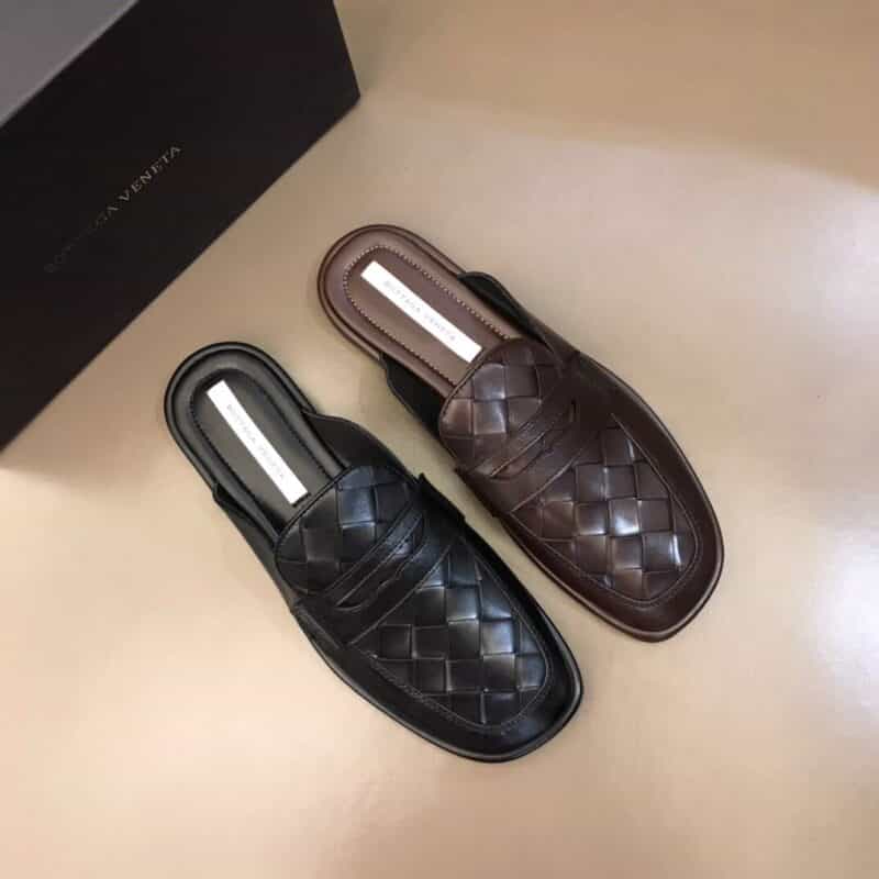 BV葆蝶家     头层牛皮内里B 家经典手工编织半拖便鞋