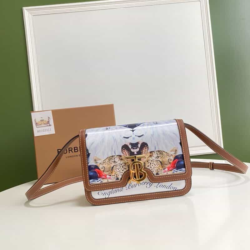 Burberry巴宝莉装饰 Thomas Bur 动物灵感专属标识双色拼皮锁扣包