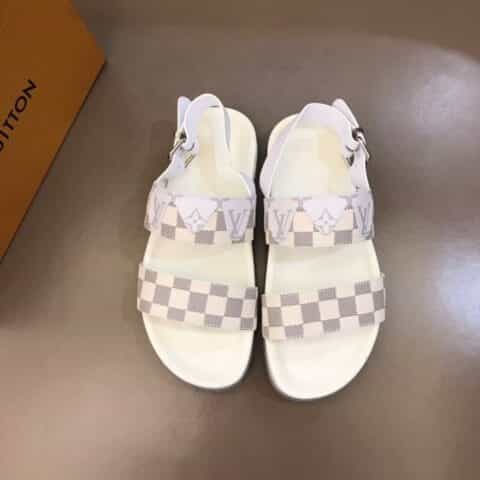 LV/路易威登   鞋面选用进口原版材质高端男士拖鞋