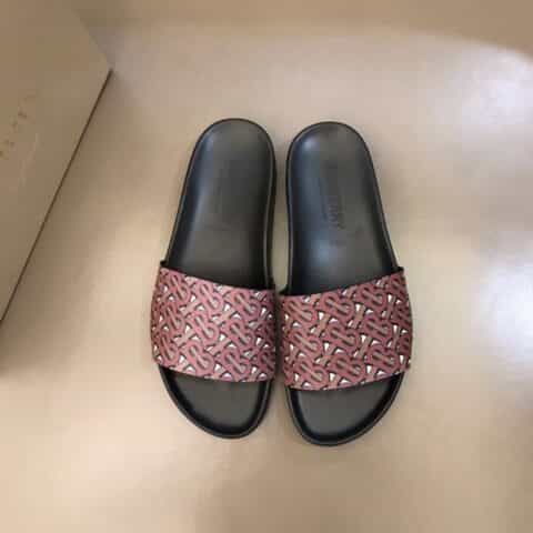 Burberry巴宝莉   3D打印牛皮B 家经典男士拖鞋