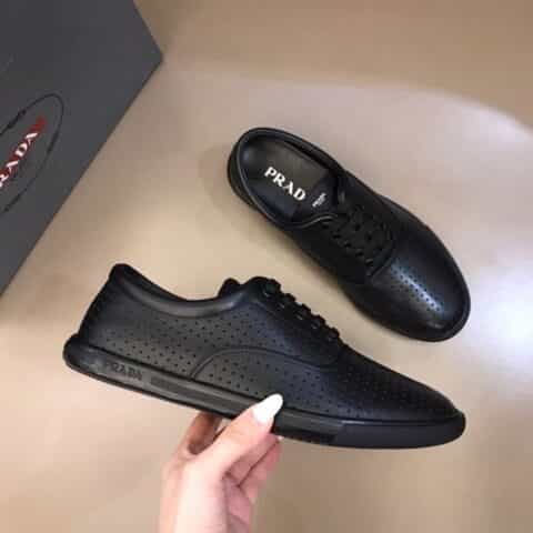 PRADA/普拉达   进口头层小牛皮材质新品男士小牛皮系带运动鞋