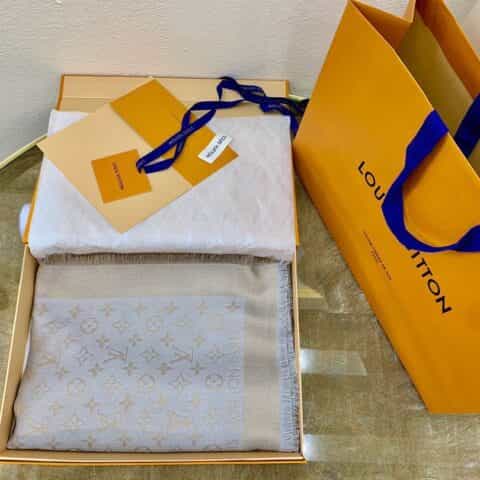 LV路易威登Shine Monogram 染色纱线金属丝混纺披肩M75122 M70805 M75120 M75121 M75123