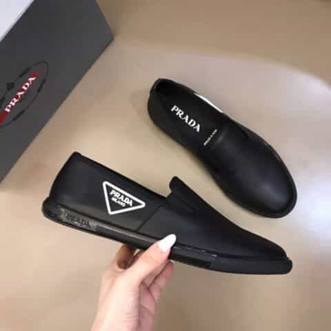 PRADA/普拉达   进口原版头层牛皮P家新品男士套脚乐福便鞋