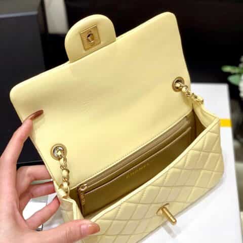 Chanel Flap Bag 新款金属球包金珠CF大Mini AS1787鹅蛋黄