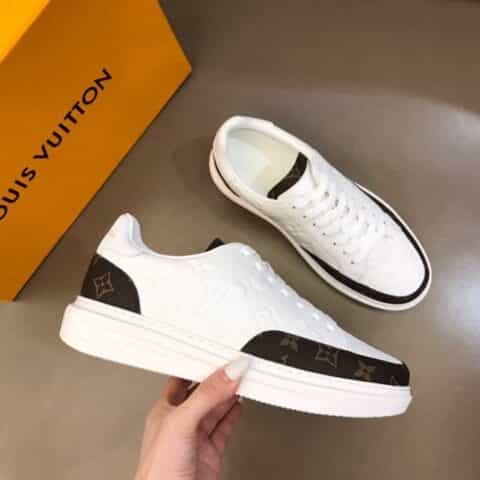 LV/路易威登   白色头层牛皮新品男士高端休闲运动鞋