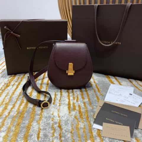 Bottega Veneta葆蝶家 Belt Bag 小猪包 576643酒红