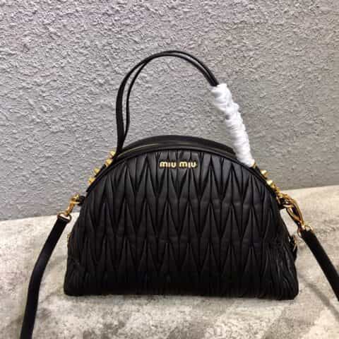 MIUMIU缪缪原版顶级进口Matelasse小羊皮半圆手提包5BB034