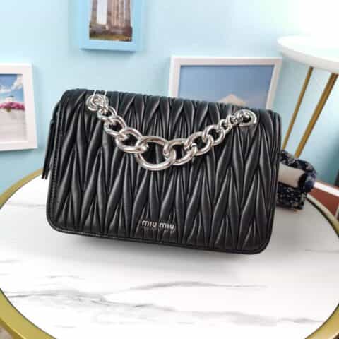 MIUMIU缪缪进口土耳其绵羊皮手袋5BD015