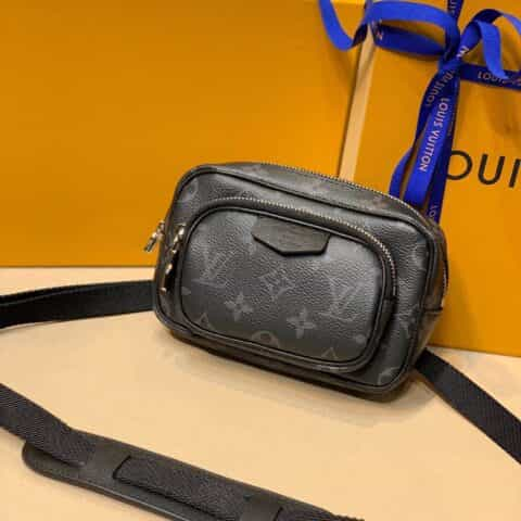 Louis Vuitton LV Outdoor手拿包 M30755