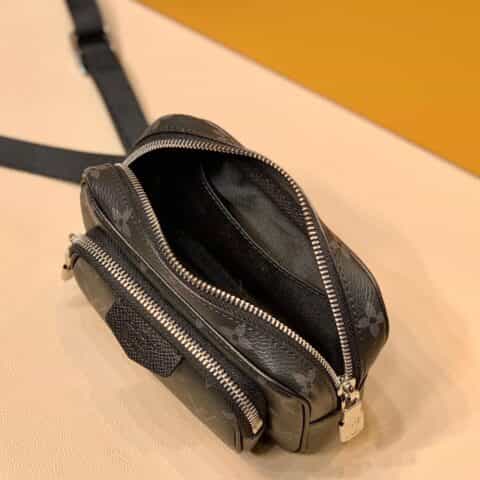 Louis Vuitton LV Outdoor手拿包 M30755