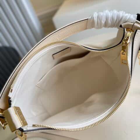 Louis Vuitton LV Marshmallow Bag夏日限定腋下包 M45698