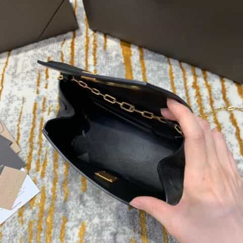 Bottega Veneta葆蝶家 Mini Angle Bag小猪包 608798黑色
