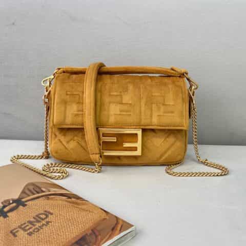 FENDI芬迪立体双F丝绒baguette手袋317S