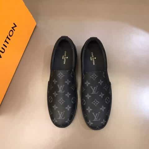 LV/路易威登   头层牛皮奢品男士低帮休闲运动鞋