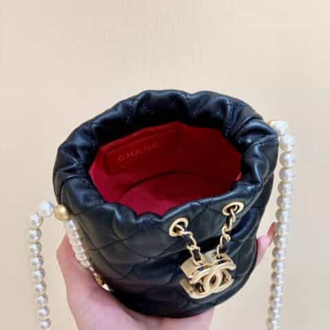 Chanel 超级迷你珍珠水桶小包 AS2529