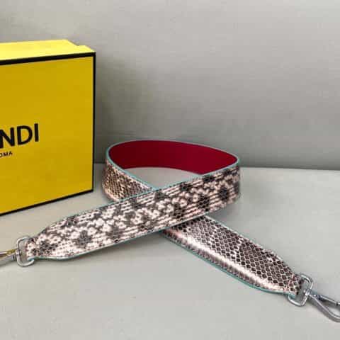 FENDI芬迪炫彩长肩带800