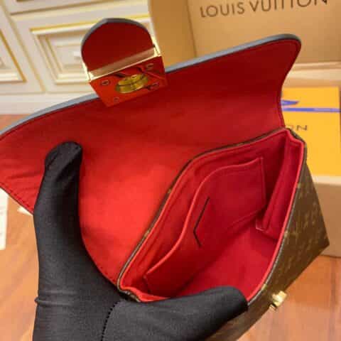 Louis Vuitton LV Locky BB bag M44322