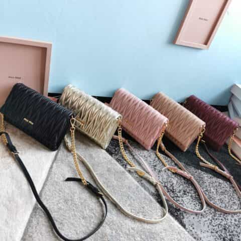 MIUMIU缪缪原版顶级进口Matelasse小羊皮材质肩背包5BH080