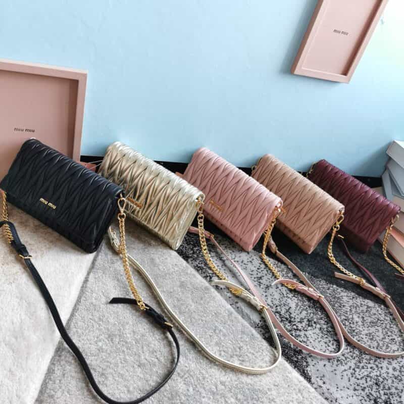 MIUMIU缪缪原版顶级进口Matelasse小羊皮材质肩背包5BH080