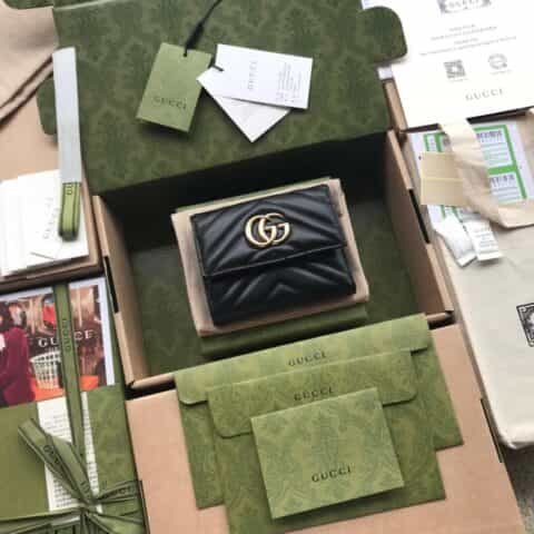 Gucci 标志性双G五金钱包 474802黑色全皮