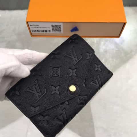 Louis Vuitton LV Curieuse 短款钱夹 M60568