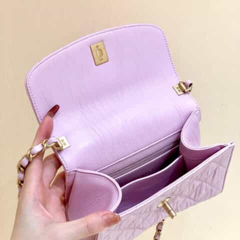 Chanel 2021春夏新款口盖包 AS2477粉色