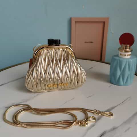 MIUMIU缪缪Cloquet进口小羊皮Belle迷你美人包5BP016