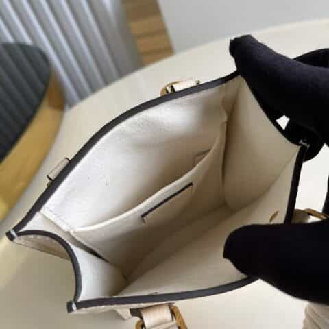 Louis Vuitton LV Petit Sac Plat 渐变色琴谱包 M80449