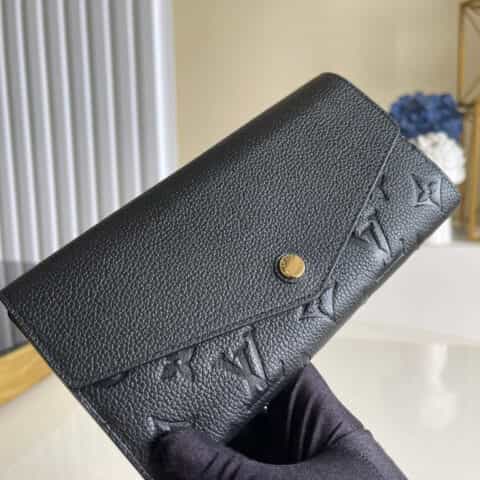 Louis Vuitton LV Sarah 钱夹 M61182