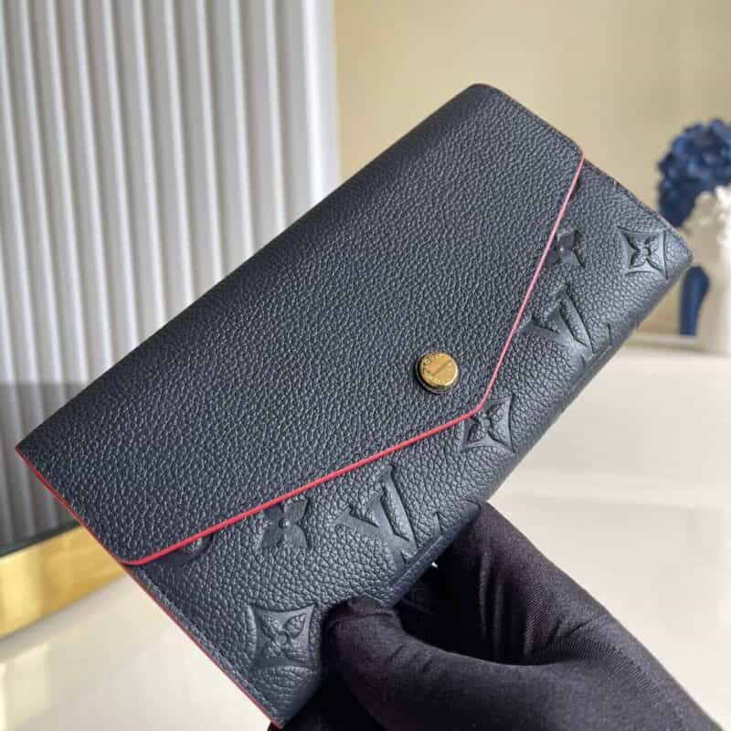 Louis Vuitton LV Sarah 钱夹 M62125