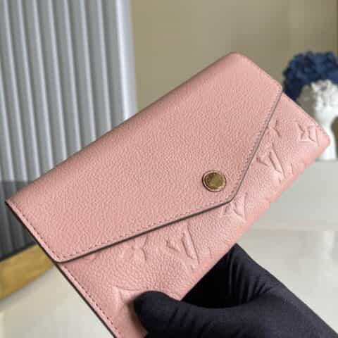 Louis Vuitton LV Sarah 钱夹 M64082
