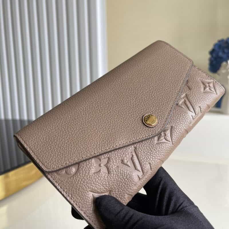 Louis Vuitton LV Sarah 钱夹 M68708