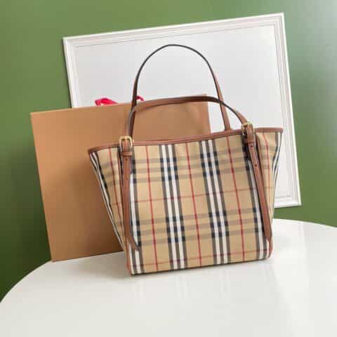 Burberry巴宝莉进口小牛皮配ykk黄铜五金隐形战马购物袋8812