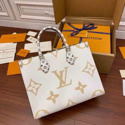 Louis Vuitton LV Onthego绿色托特包 M44573