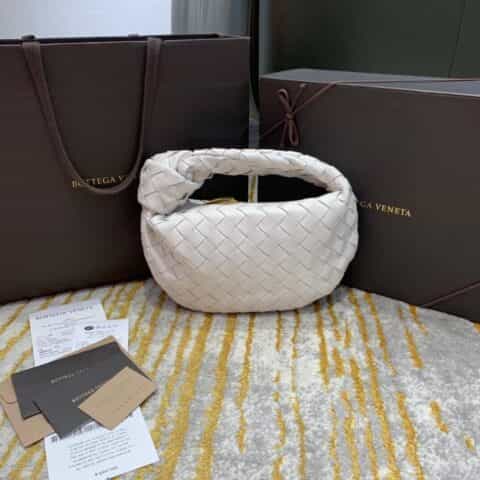 Bottega Veneta葆蝶家 Mini Jodie Bag 609409白色