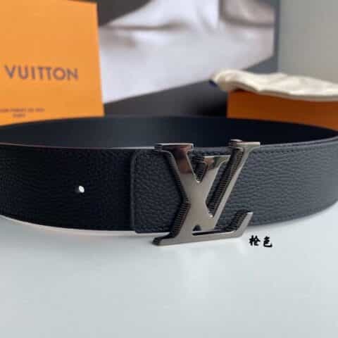 LV/路易威登    男士荔枝纹牛皮双面用Taurillon腰带40mm