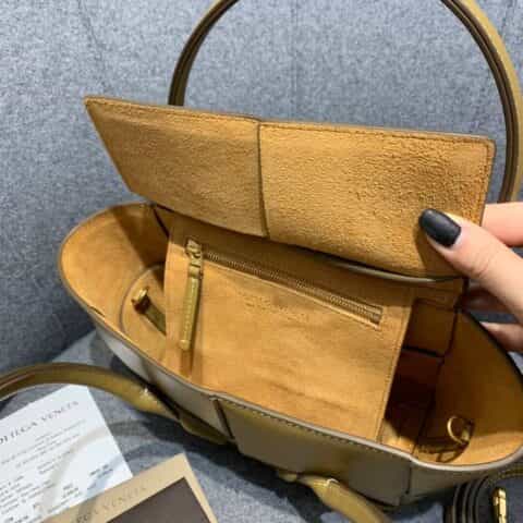 Bottega Veneta葆蝶家 Mini Arco 29 Bag 600606平纹芥末色