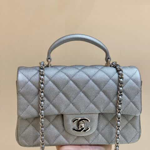 Chanel 经典之CF大mini带手腕版本 AS2431银色