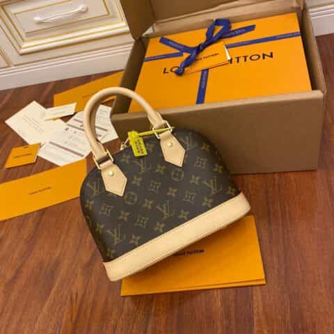 Louis Vuitton LV Alma BB 贝壳包 M53152