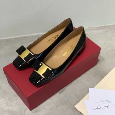SF salvatore Ferragamo  菲拉格慕中古款方头小跟油边蝴蝶结单鞋