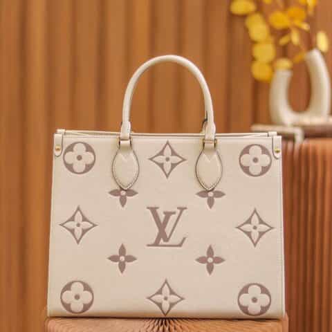 Louis Vuitton LV OnTheGo MM Bag M45495