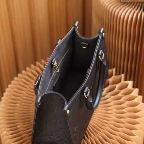 Louis Vuitton LV OnTheGo PM Bag M45653