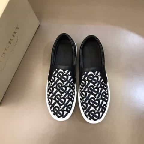 Burberry巴宝莉   B家2020春夏新品，男士经典低帮套脚运动鞋