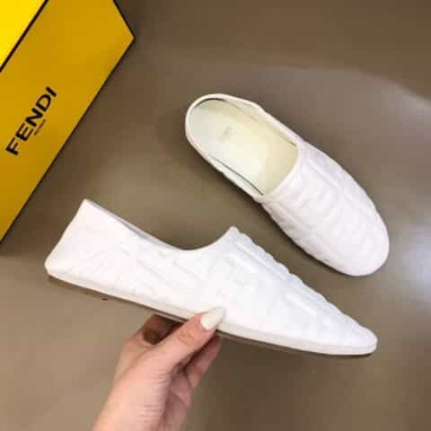 FENDI芬迪     原单级精品头层小牛皮鞋面经典男士休闲乐福鞋